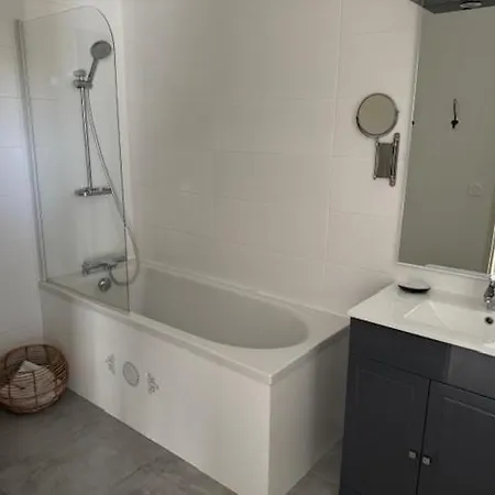 Logement Domaine En Castanet Feriehus